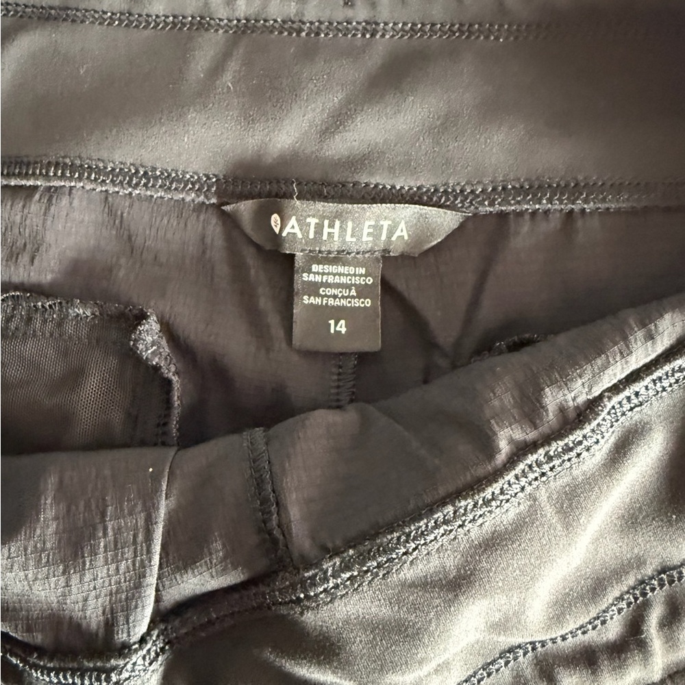 Black‎ Athleta Shorts - Size 14 - Picture 6 of 6
